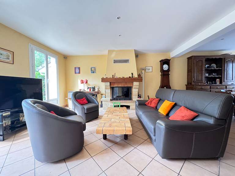 Maison Saint-Germain-en-Laye - 5 chambres - 182m²