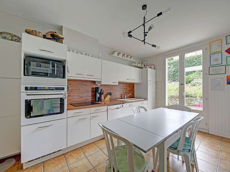 Maison Saint-Germain-en-Laye - 8 chambres - 230m²