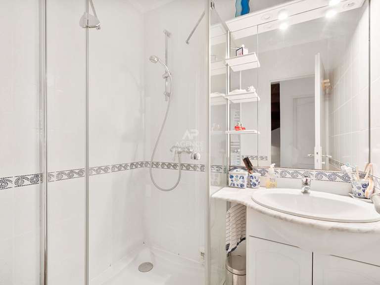 Maison Saint-Germain-en-Laye - 4 chambres - 155m²