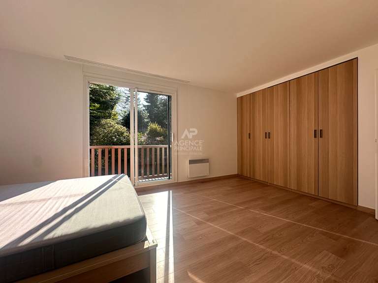 Maison Saint-Germain-en-Laye - 4 chambres - 163m²