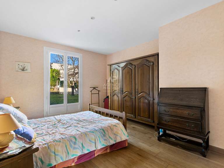 Maison Saint-Germain-en-Laye - 5 chambres - 181m²