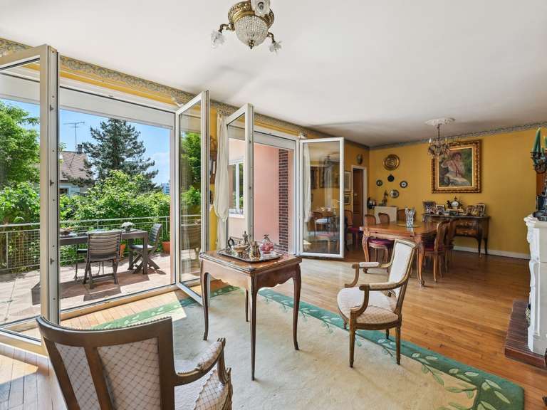 Maison Saint-Germain-en-Laye - 5 chambres - 220m²