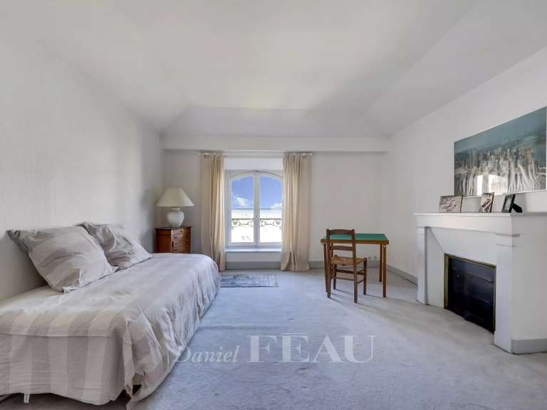 Maison Saint-Germain-en-Laye - 7 chambres - 294m²