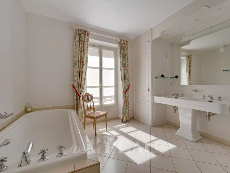 Maison Saint-Germain-en-Laye - 7 chambres - 294m²