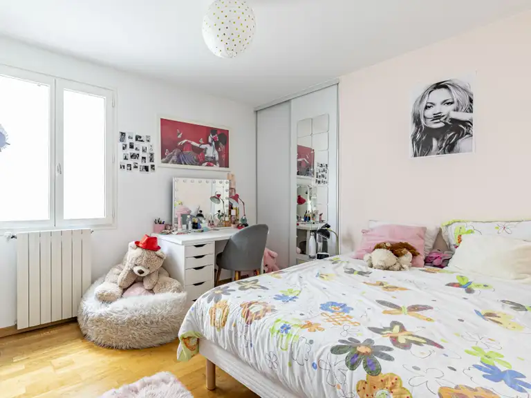 Maison Saint-Germain-en-Laye - 4 chambres - 131m²