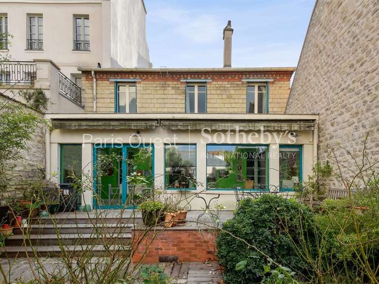 Maison Saint-Germain-en-Laye - 5 chambres - 216m²