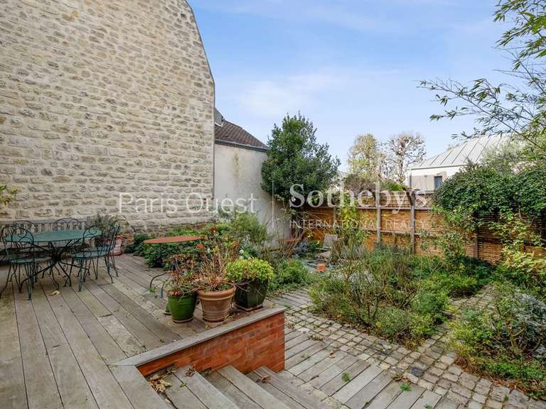 Maison Saint-Germain-en-Laye - 5 chambres - 216m²