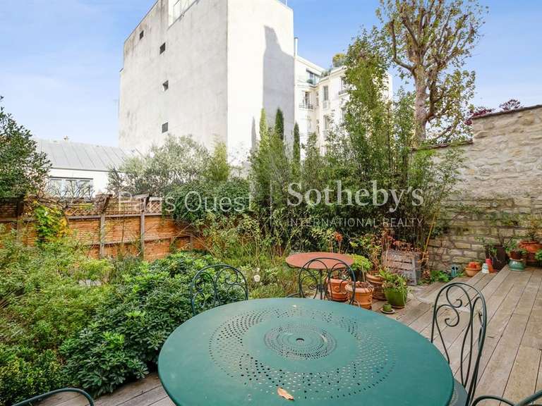 Maison Saint-Germain-en-Laye - 5 chambres - 216m²