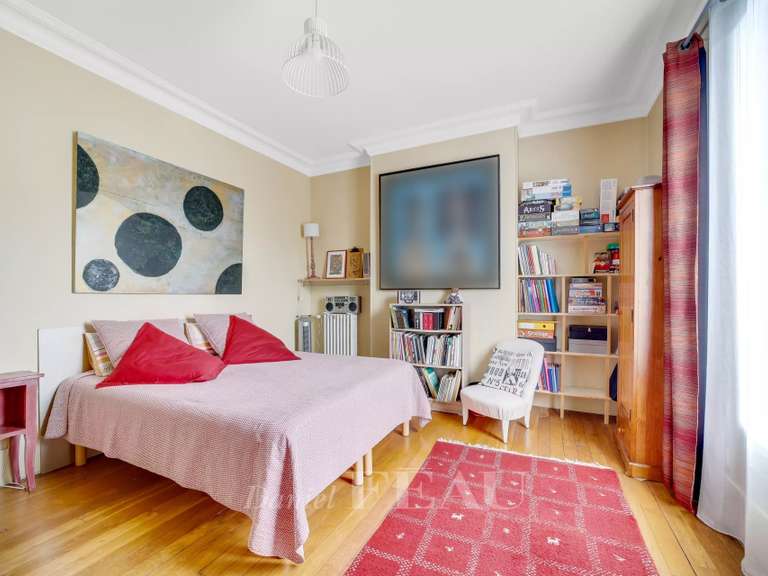 House Saint-Germain-en-Laye - 6 bedrooms - 240m²