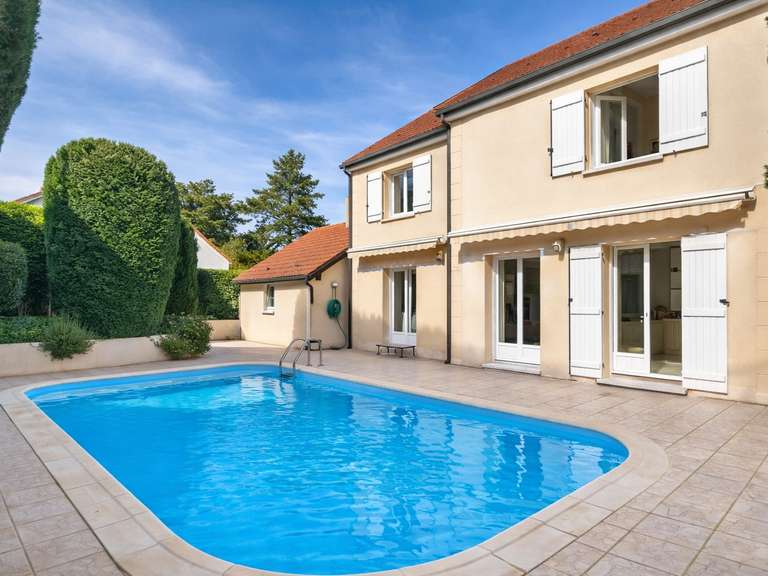 Maison Saint-Germain-en-Laye - 5 chambres - 245m²