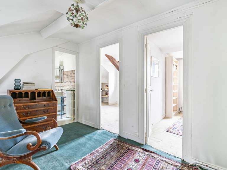 House Saint-Germain-en-Laye - 5 bedrooms - 160m²