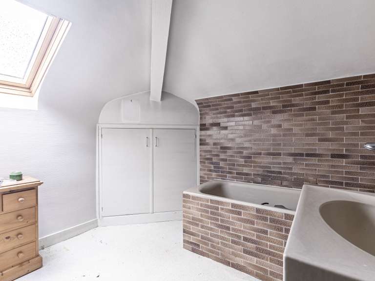 House Saint-Germain-en-Laye - 5 bedrooms - 160m²