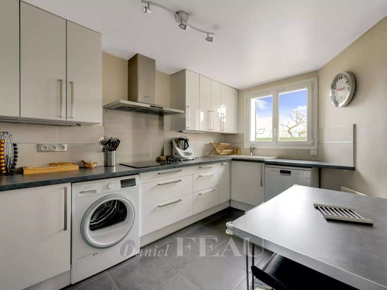 Maison Saint-Germain-en-Laye - 4 chambres - 140m²