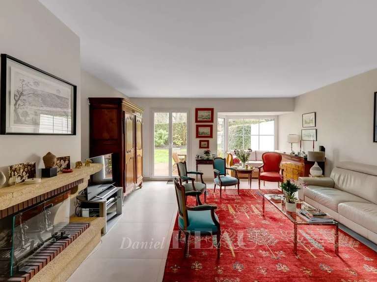 Maison Saint-Germain-en-Laye - 4 chambres - 140m²