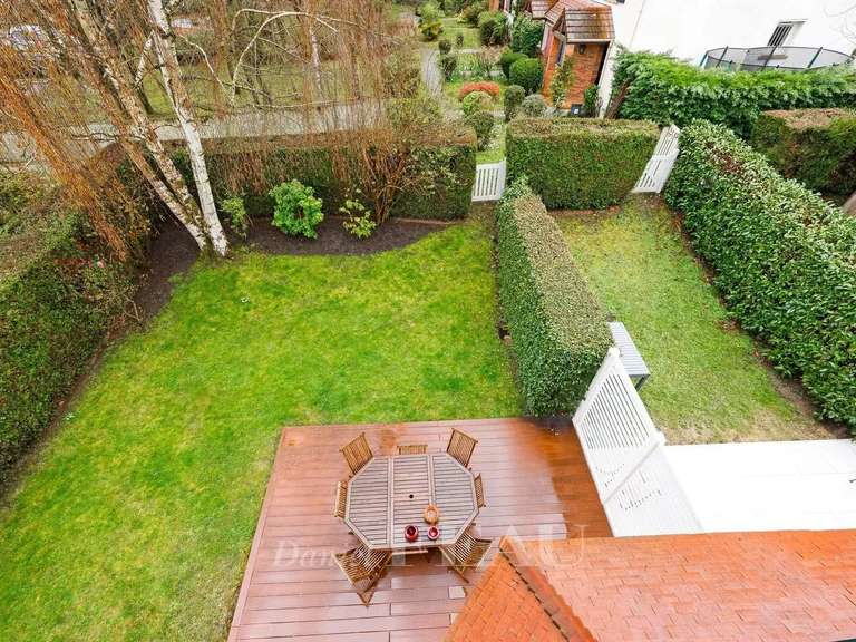 Maison Saint-Germain-en-Laye - 4 chambres - 140m²