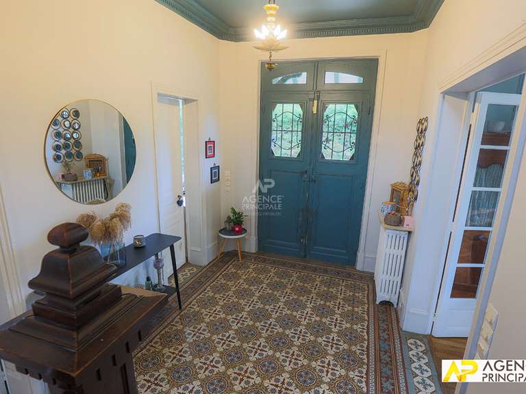 Maison Saint-Germain-en-Laye - 5 chambres - 180m²