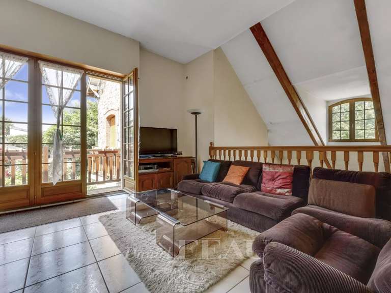 Maison Saint-Germain-en-Laye - 5 chambres - 216m²