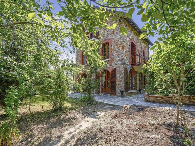 Maison Saint-Germain-en-Laye - 6 chambres - 216m²