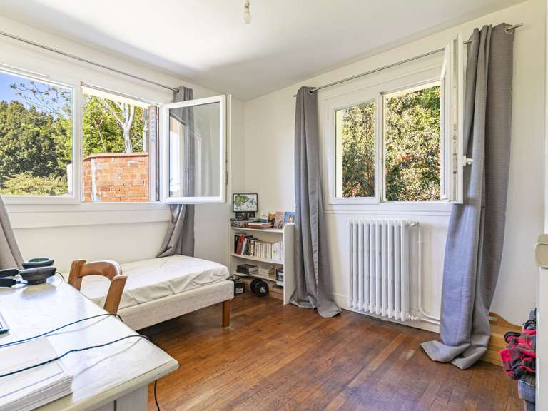 Maison Saint-Germain-en-Laye - 6 chambres - 202m²