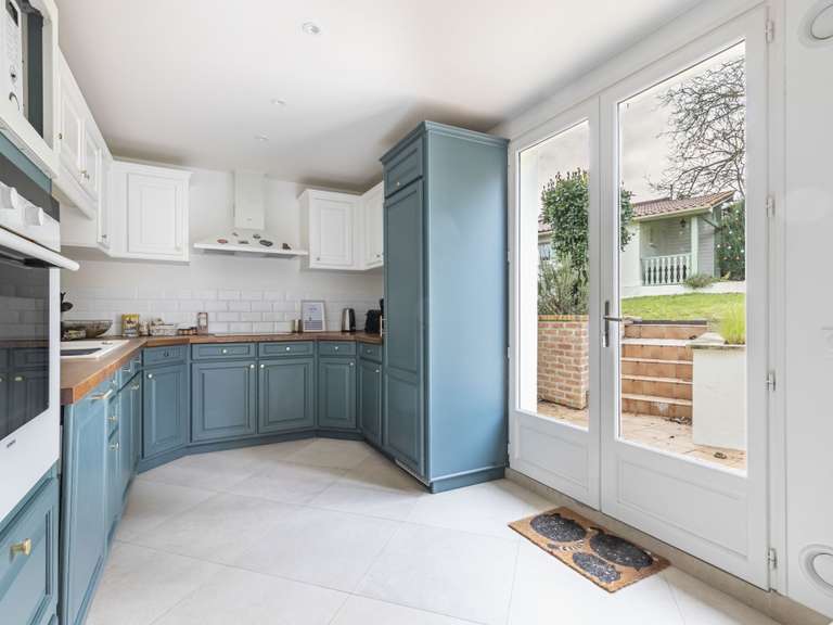 Maison Saint-Germain-en-Laye - 4 chambres - 131m²