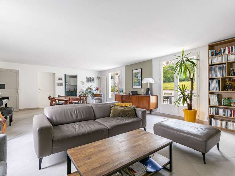 Maison Saint-Germain-en-Laye - 4 chambres - 131m²