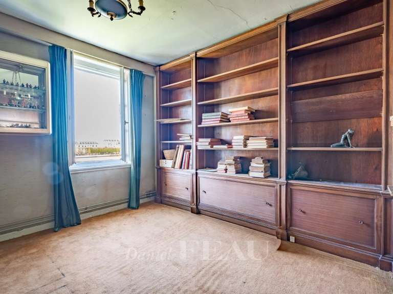 Maison Saint-Germain-en-Laye - 7 chambres - 259m²