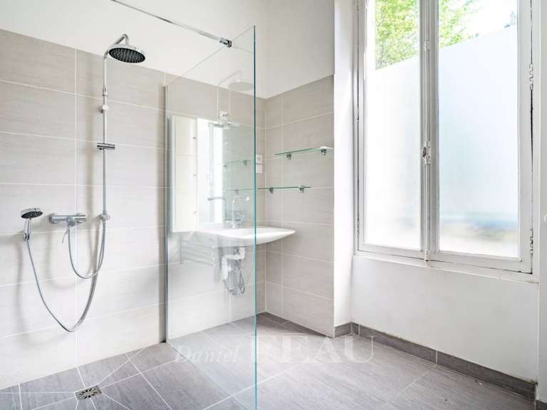 Maison Saint-Germain-en-Laye - 7 chambres - 259m²