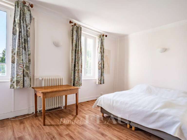 Maison Saint-Germain-en-Laye - 7 chambres - 259m²