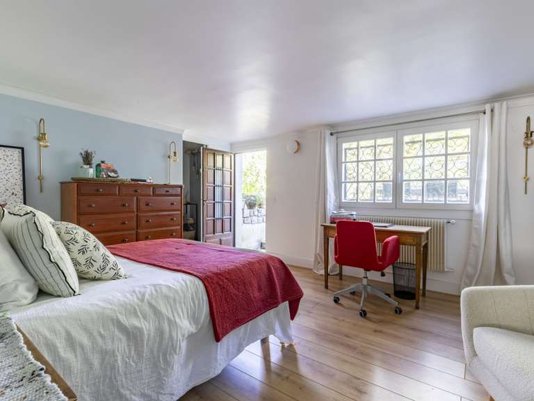 Maison Saint-Germain-en-Laye - 4 chambres - 140m²