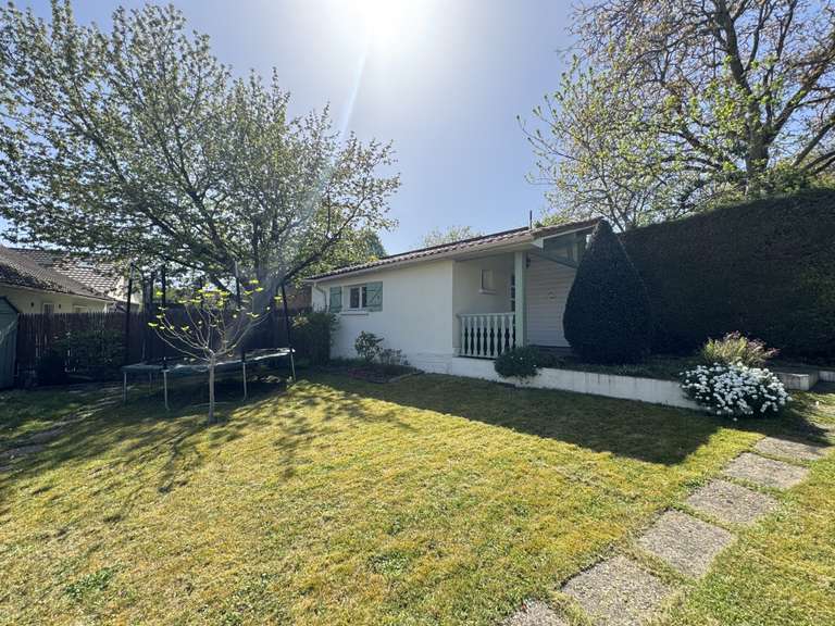 Maison Saint-Germain-en-Laye - 4 chambres - 131m²