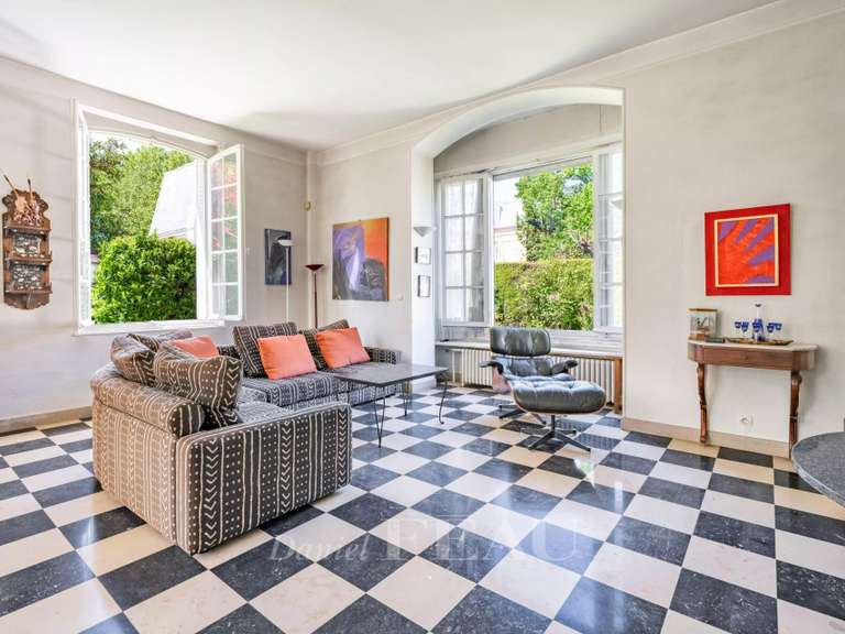Maison Saint-Germain-en-Laye - 5 chambres - 300m²