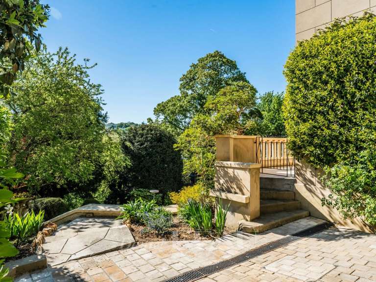 Maison Saint-Germain-en-Laye - 7 chambres - 490m²