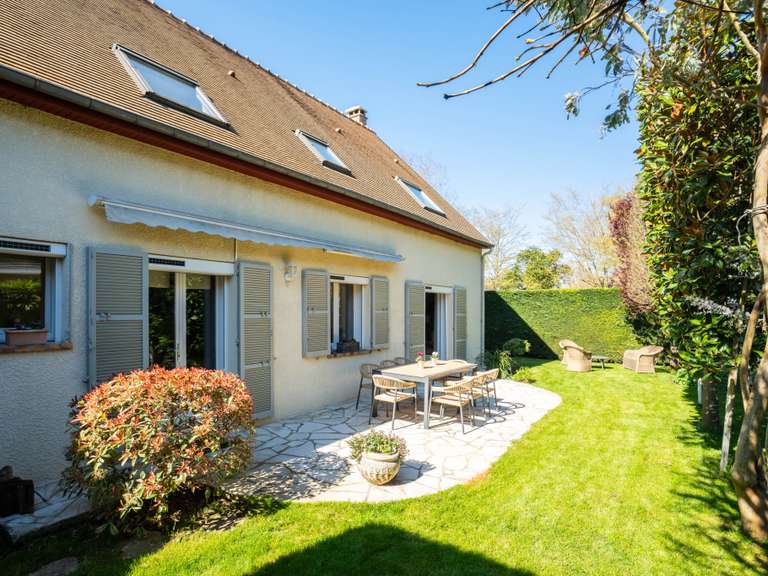 Maison Saint-Germain-en-Laye - 5 chambres - 168m²
