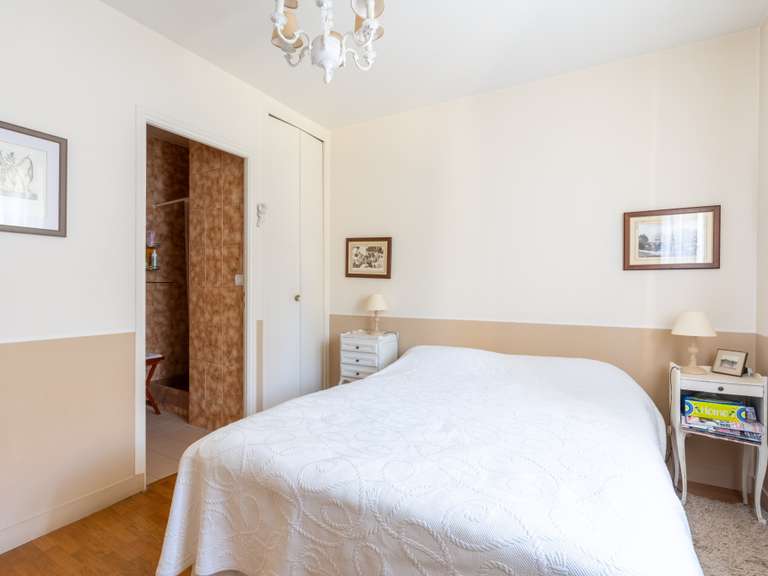 Maison Saint-Germain-en-Laye - 5 chambres - 168m²