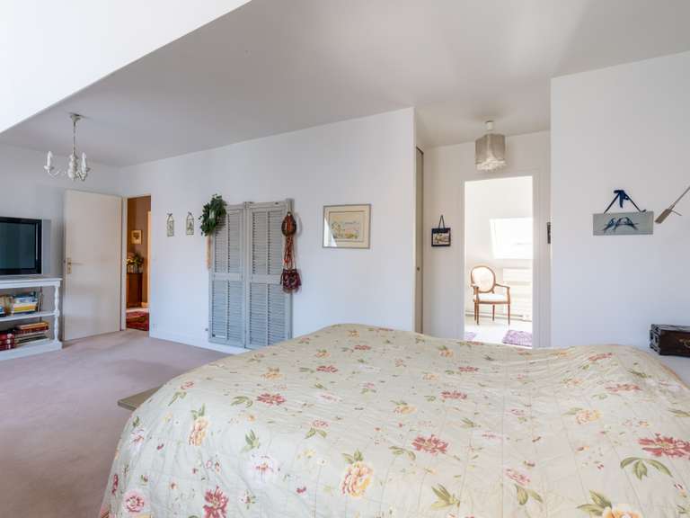 Maison Saint-Germain-en-Laye - 5 chambres - 168m²