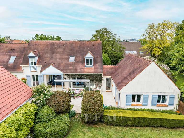 Maison Saint-Germain-en-Laye - 5 chambres - 310m²