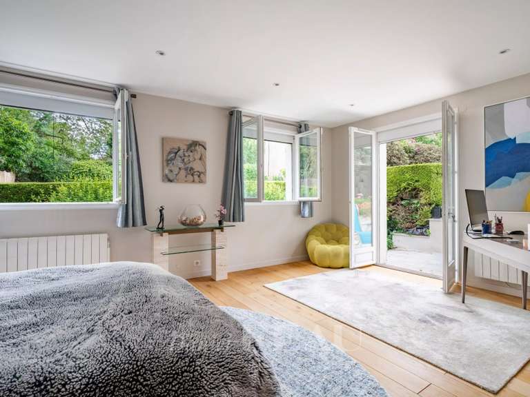 Maison Saint-Germain-en-Laye - 5 chambres - 310m²