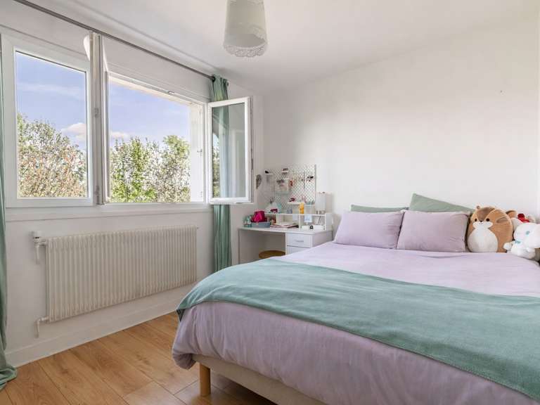 House Saint-Germain-en-Laye - 4 bedrooms - 140m²