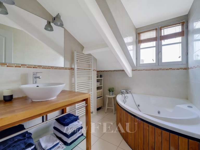 Maison Saint-Germain-en-Laye - 4 chambres - 116m²