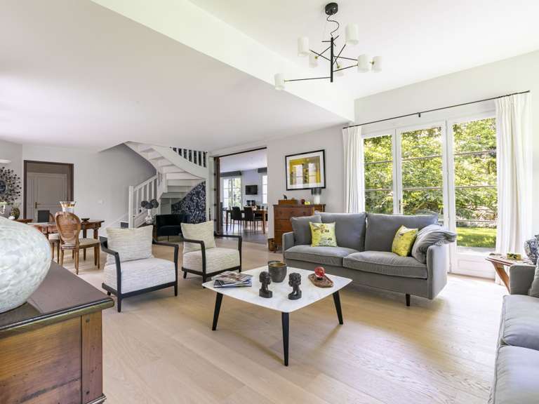 Maison Saint-Germain-en-Laye - 6 chambres - 330m²