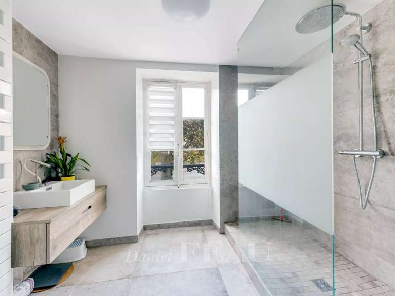 Maison Saint-Germain-en-Laye - 4 chambres - 150m²