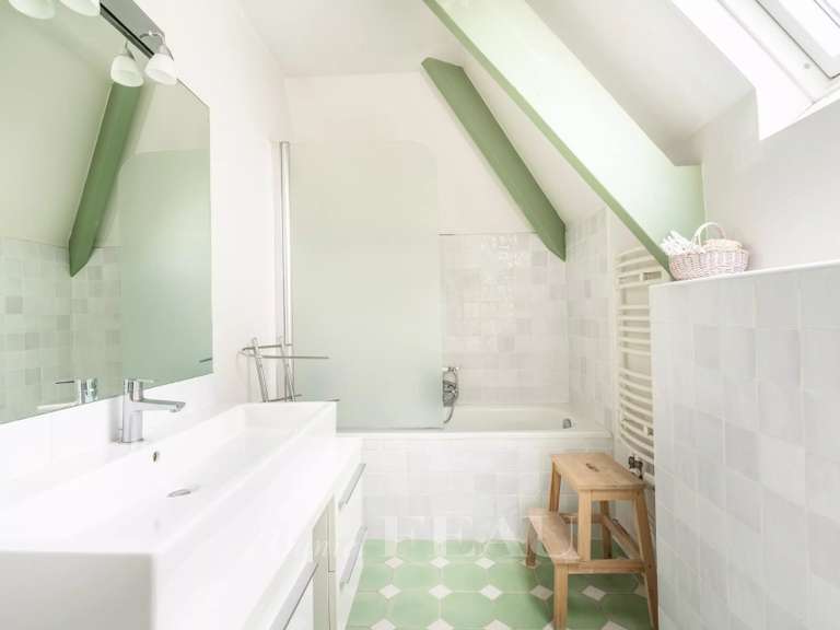 Maison Saint-Germain-en-Laye - 7 chambres - 315m²