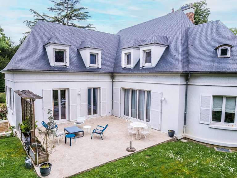 Maison Saint-Germain-en-Laye - 7 chambres - 315m²