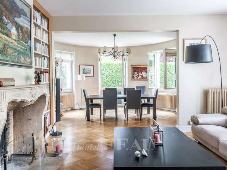 Maison Saint-Germain-en-Laye - 7 chambres - 315m²