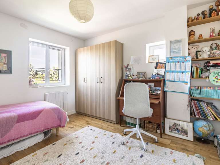 Maison Saint-Germain-en-Laye - 4 chambres - 140m²