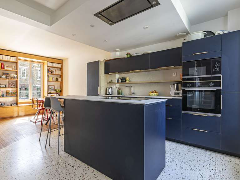 Maison Saint-Germain-en-Laye - 4 chambres - 140m²