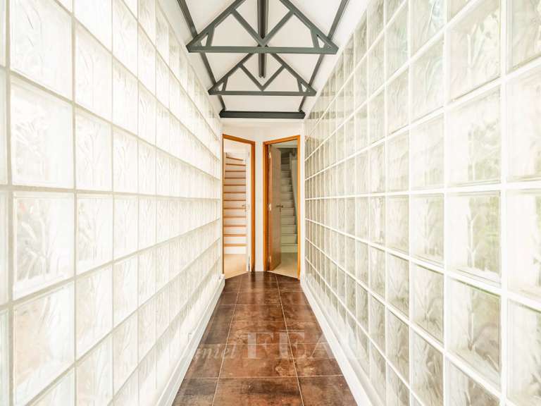 Maison Saint-Germain-en-Laye - 5 chambres - 315m²