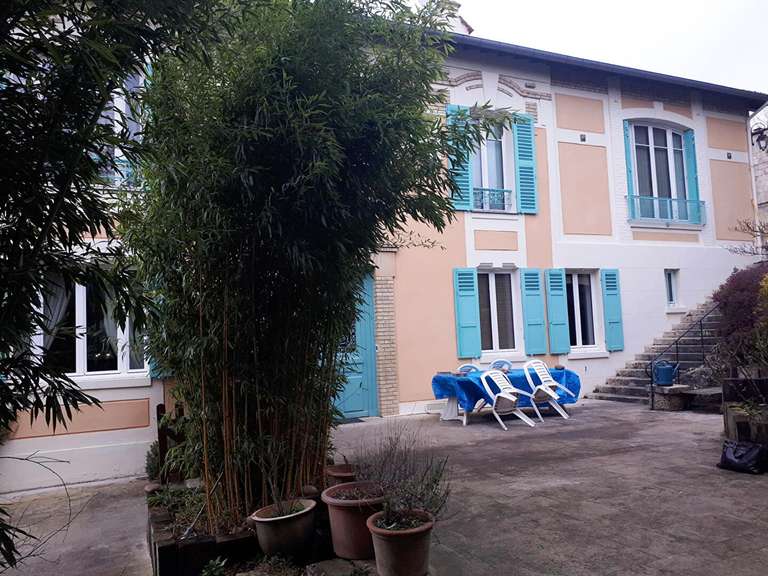 Villa Saint-Germain-en-Laye - 5 chambres - 315m²