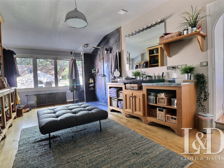 House Saint-Germain-lès-Corbeil - 4 bedrooms - 245m²