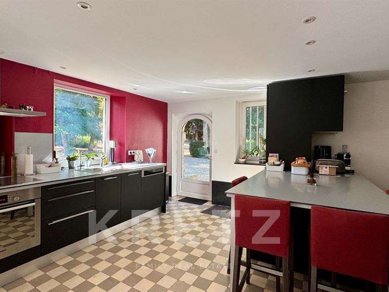 Maison Saint-Gervais-la-Forêt - 8 chambres - 372m²